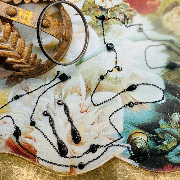 Vintage Black Jewelry Lot - Picture 10 of 13